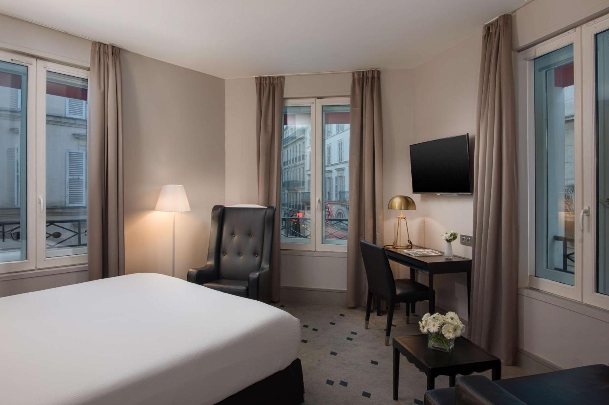 Nh Paris Champs-Elysees Екстер'єр фото